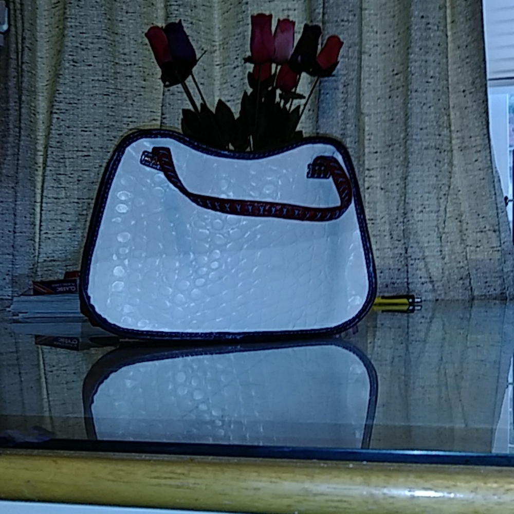 Gorgeous Genuine Quality Leather Patriotic Bag!